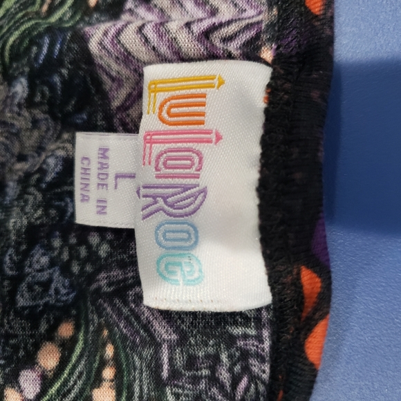 Lularoe Irma tunic tops blouses - Picture 7 of 7